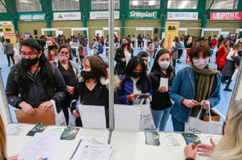La Ciudad lanzó un Plan de Empleo para Jóvenes La Ciudad lanzó un Plan de Empleo para Jóvenes