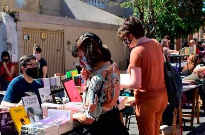 COMUNA 7: Llega la Feria del Libro de Flores COMUNA 7: Llega la Feria del Libro de Flores