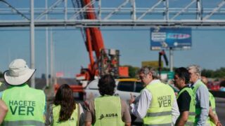 Illia: avanza el primer peaje sin barreras para autos particulares