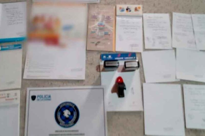 Enfermera robaba sellos para vender certificados apócrifos