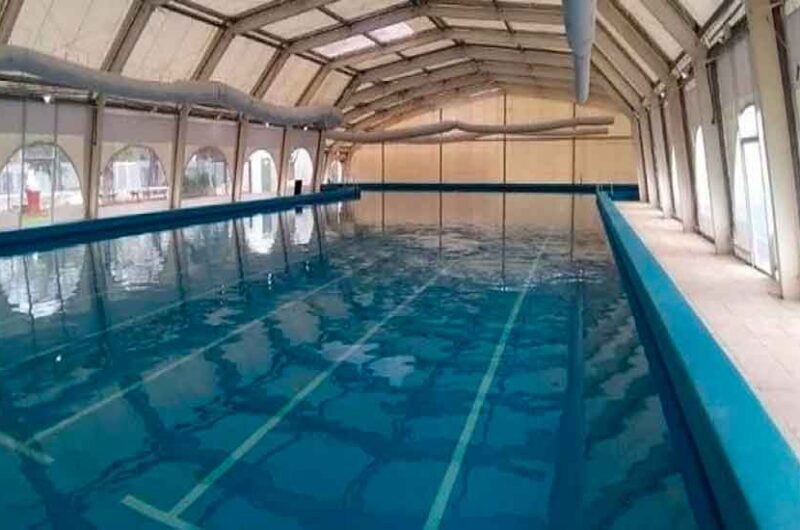 Vecinos piden la reapertura de la pileta pública del polideportivo Vecinos piden la reapertura de la pileta pública del polideportivo
