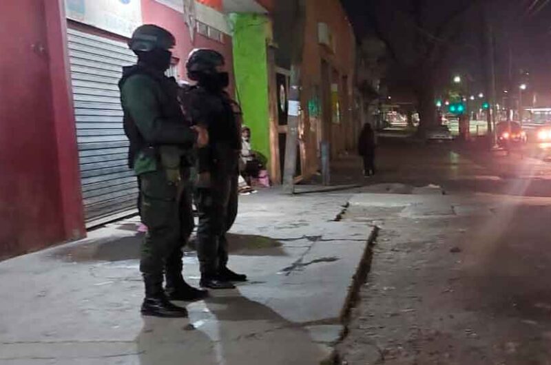 Gendarmería descubre bunker en el ex Barrio 1-11-14 Gendarmería descubre bunker en el ex Barrio 1-11-14