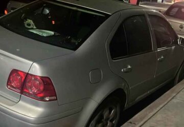 Tres detenidos por intentar robar vehículos estacionados
