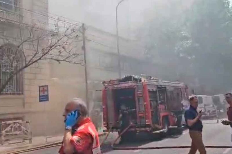 Evacuaron el Hospital Santa Lucía por un incendio Evacuaron el Hospital Santa Lucía por un incendio
