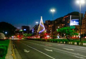 La Ciudad se ilumina para recibir las Fiestas
