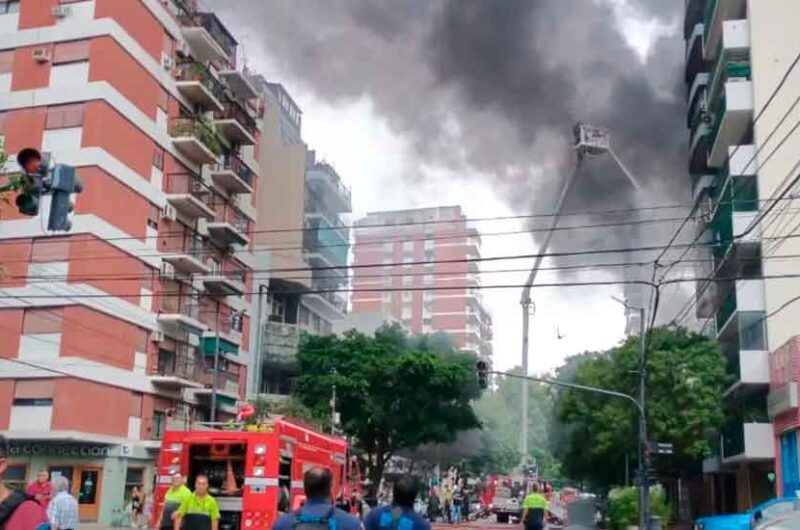 Incendio en una subestación eléctrica en Caballito Incendio en una subestación eléctrica en Caballito