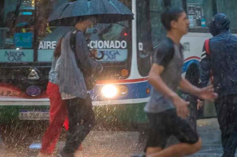 Ola de calor: diluvia en la Ciudad de Buenos Aires