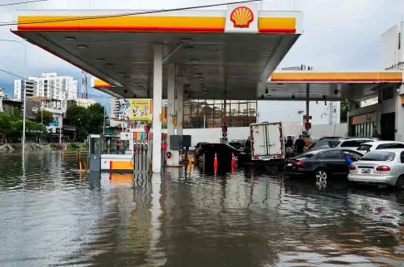Temporal: casi 100 mil usuarios se encuentran sin luz Temporal: casi 100 mil usuarios se encuentran sin luz