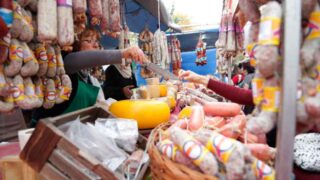Vuelve la Feria de Mataderos con más de 300 puestos