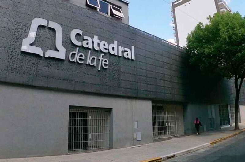 Pompeo se reunió con el Pastor de la Iglesia Catedral de la Fe Pompeo se reunió con el Pastor de la Iglesia Catedral de la Fe