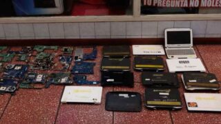 Recuperaron más de 370 computadoras robadas tras allanamientos