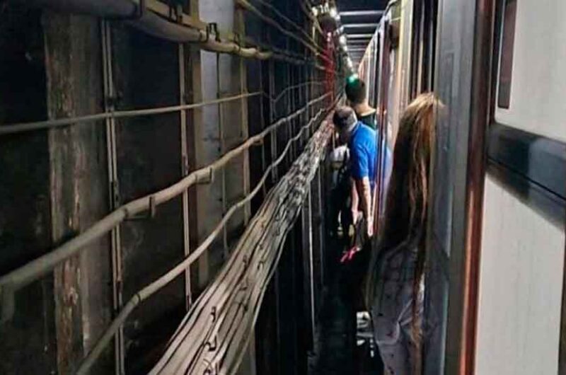 Evacuaron el subte de la línea A por un corte de luz Evacuaron el subte de la línea A por un corte de luz