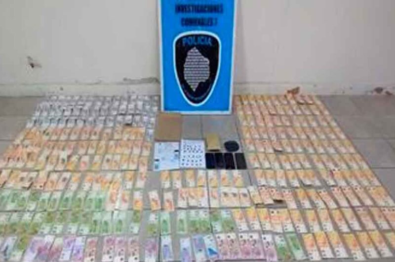 Detienen a 4 mujeres que vendían drogas en el barrio Detienen a 4 mujeres que vendían drogas en el barrio