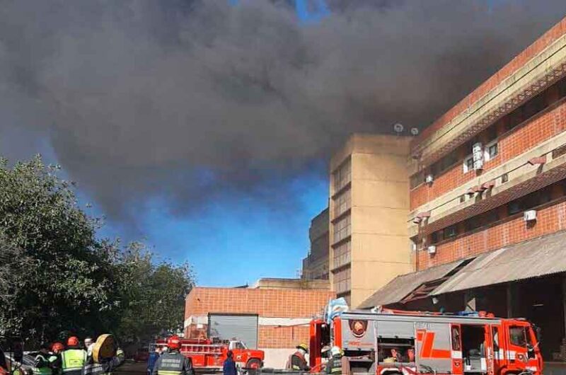 Incendio en el Polo Industrial Tecnológico de Soldati Incendio en el Polo Industrial Tecnológico de Soldati
