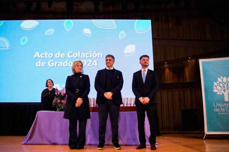 Se graduaron 124 estudiantes de la Universidad de la Ciudad Se graduaron 124 estudiantes de la Universidad de la Ciudad