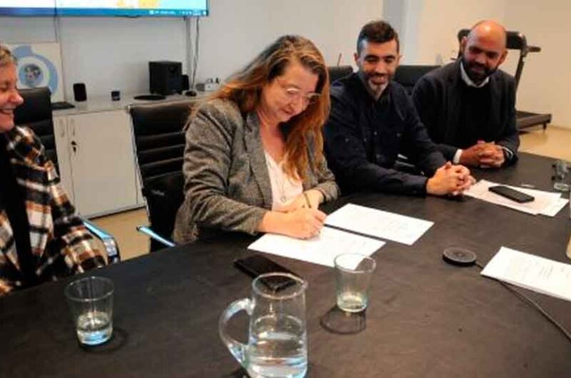 Defensoría: Acuerdo estratégico con CLACSO Defensoría: Acuerdo estratégico con CLACSO