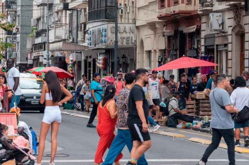 Once: mega operativo contra la venta ilegal Once: mega operativo contra la venta ilegal