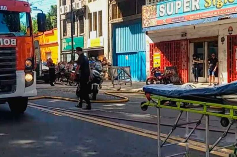 Dos personas murieron en un incendio en un edificio de Flores Dos personas murieron en un incendio en un edificio de Flores