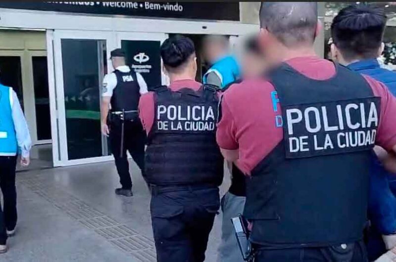 Cinco delincuentes chilenos fueron expulsados del país Cinco delincuentes chilenos fueron expulsados del país