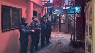 Dos detenidos y el secuestro de cocaína y tusi tras allanamientos