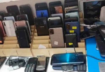 Más de 300 celulares secuestrados durante inspecciones en Once