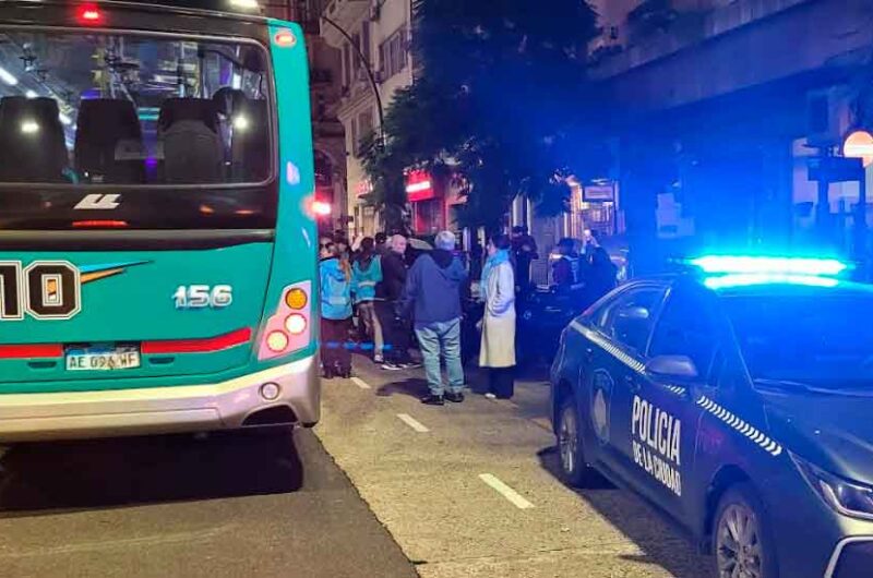 Nueve detenidos por robar celulares en colectivos Nueve detenidos por robar celulares en colectivos
