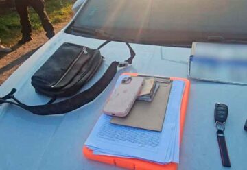 Dos mujeres detenidas por intentar coimear a la policía