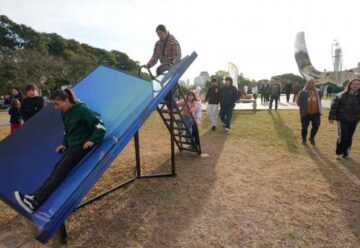 Innovación y diversión en la Floralis Genérica