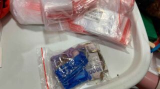 Allanan punto de venta de drogas en Balvanera