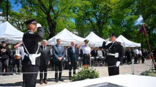 Homenaje a los policías caídos en cumplimiento del deber