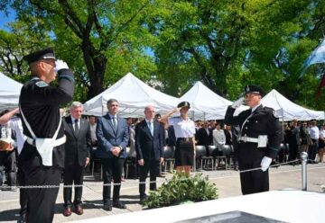 Homenaje a los policías caídos en cumplimiento del deber