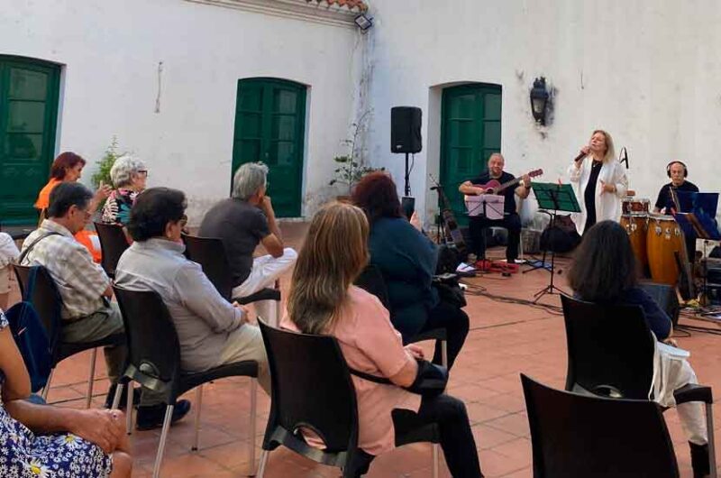 Ciclo de conciertos de músicas patrimoniales al Patio Colonial Ciclo de conciertos de músicas patrimoniales al Patio Colonial