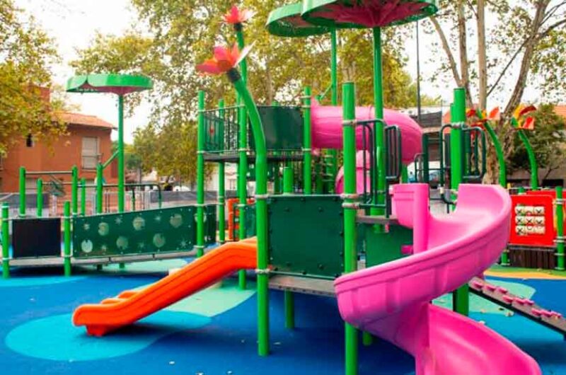 Comuna 10: Renuevan la Plazoleta de la Bandera