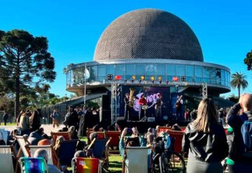 Vuelve A Cielo Abierto al Planetario con actividades sobre ciencia