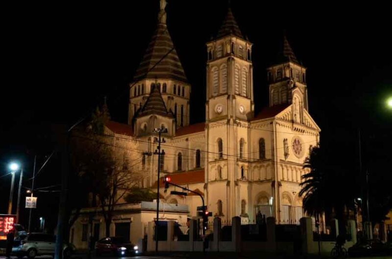 La Ciudad ilumina por primera vez la emblemática iglesia porteña La Ciudad ilumina por primera vez la emblemática iglesia porteña